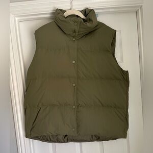 Everlane The Puffer Vest